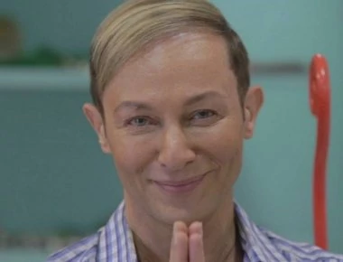 B. Κωστέτσος: «Όταν ήμουν δέκα χρονών είχαν αποπειραθεί να με βιάσουν»